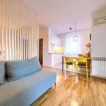 Apartments Meri Нивице Екстериор снимка