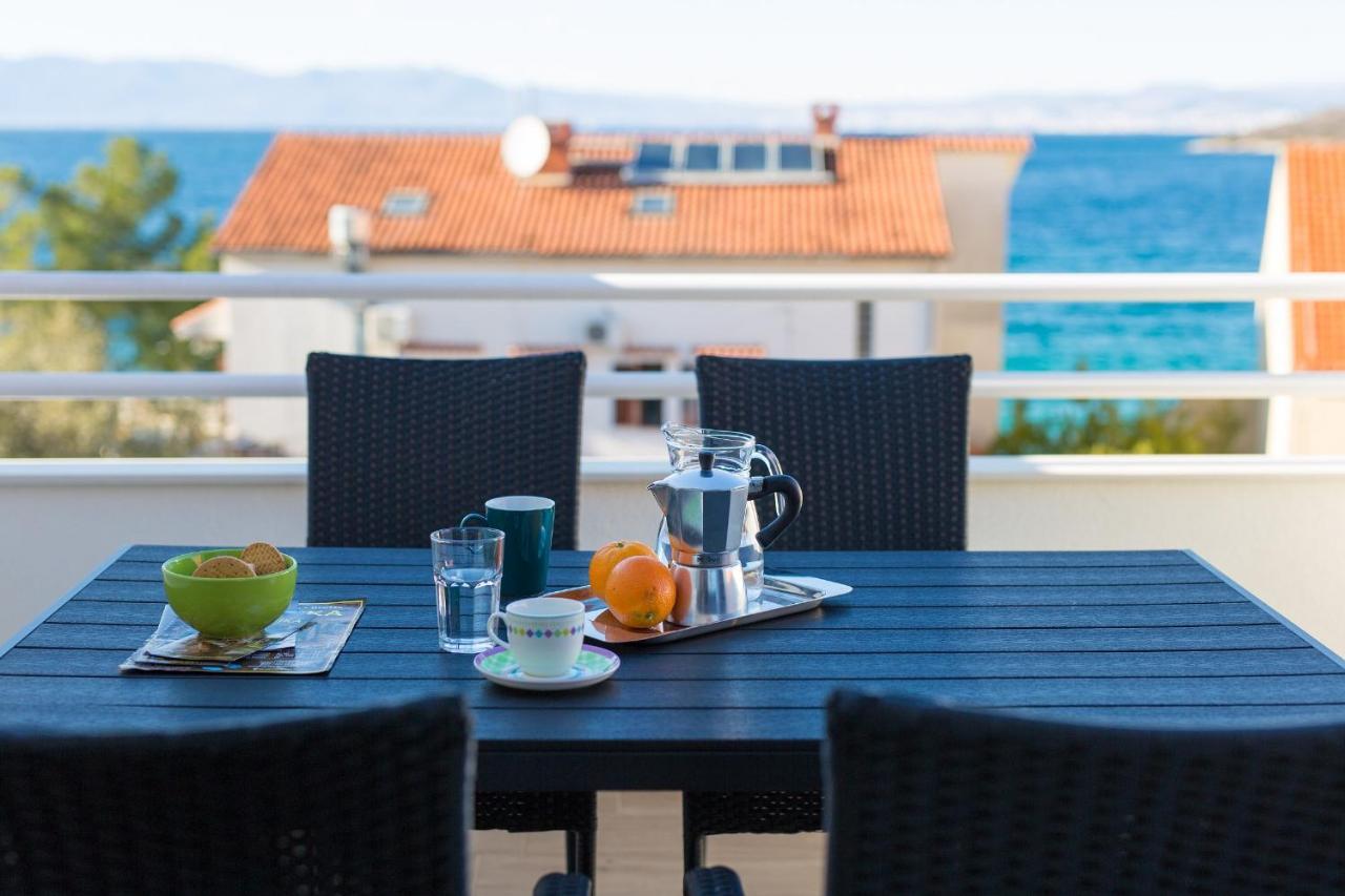 Apartments Meri Нивице Екстериор снимка